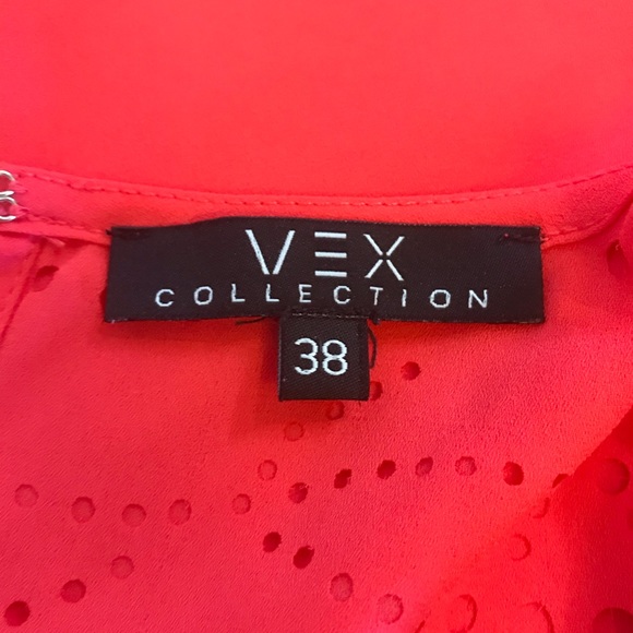 Vex Collection Red Sleeveless Blouse - Picture 9 of 10